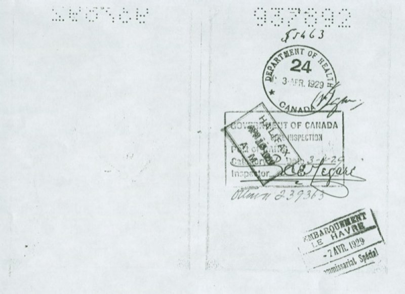 Klara Schubert's Hungarian passport, 1929. Canadian Museum of Immigration at Pier 21 (DI2013.1462.4).