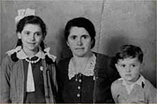 Maria Grazia, Maria Rosaria and Luigi Antonio Pagano.