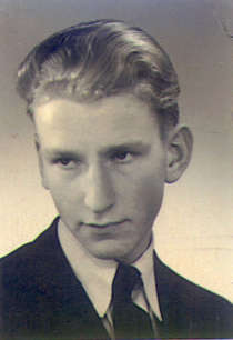 Portrait of Mels young man, looking sideways.