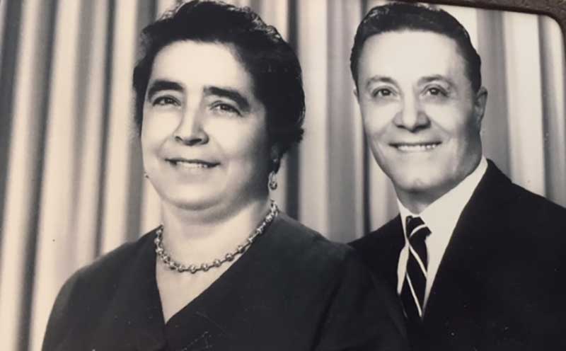 Portrait of a smiling couple.